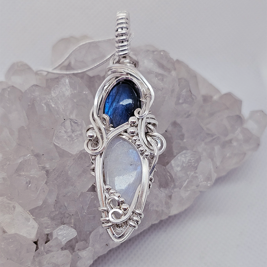 Moonstone Labradorite goddess