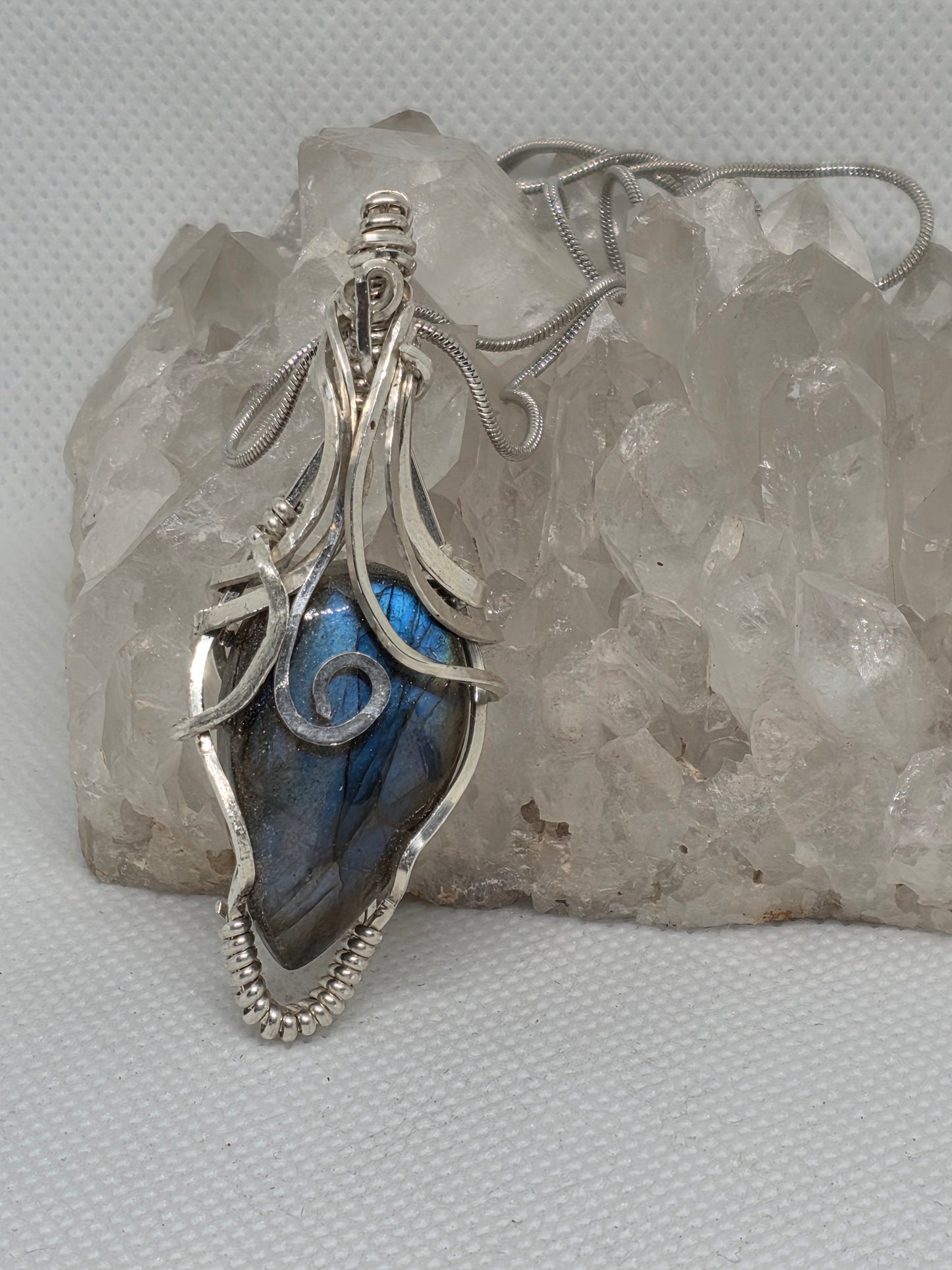 Labradorite fae